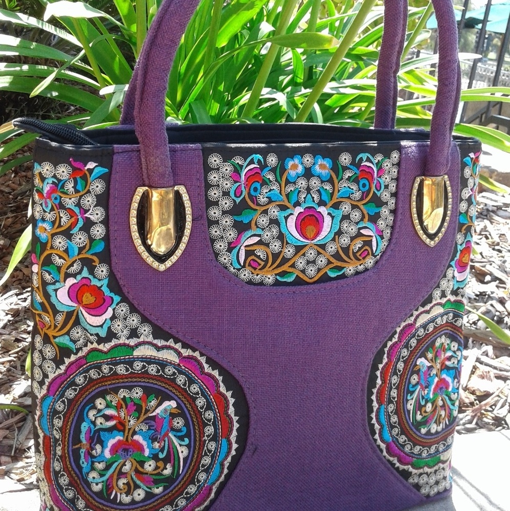 Artesanal women handbag